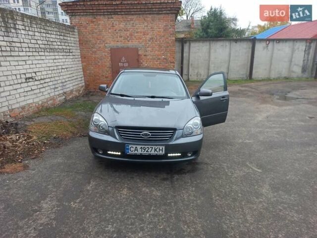 Киа Маджентис 2006 в Черкассах на Automoto.ua Серый Киа Маджентис, объемом двигателя 2.66 л и пробегом 188 тыс. км за 6000 $, фото 1 на Automoto.ua