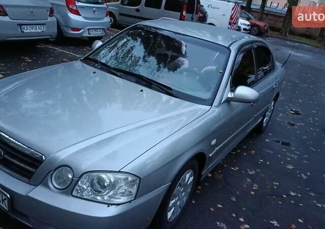 Кіа Маджентіс 2006 у Києві на Automoto.ua Сірий Кіа Маджентіс, об'ємом двигуна 2 л та пробігом 182 тис. км за 5700 $, фото 1 на Automoto.ua