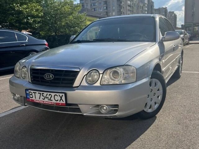 Сірий Кіа Маджентіс, об'ємом двигуна 2 л та пробігом 270 тис. км за 3295 $, фото 1 на Automoto.ua
