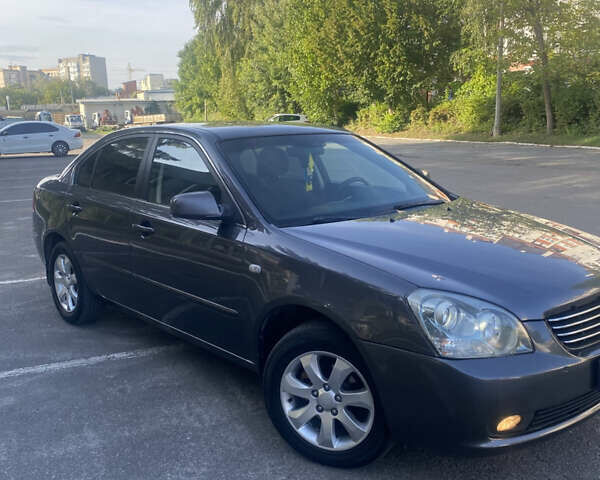 Сірий Кіа Маджентіс, об'ємом двигуна 2 л та пробігом 277 тис. км за 4900 $, фото 1 на Automoto.ua