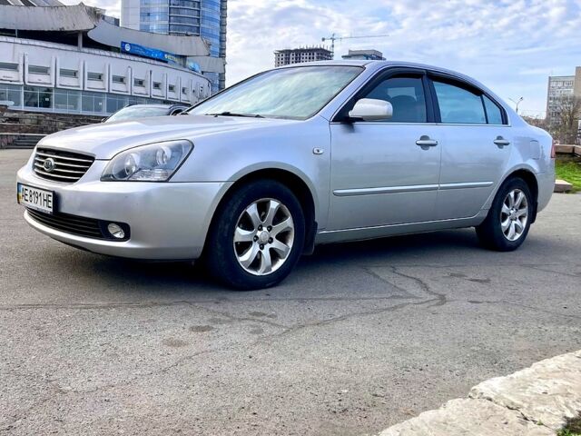 Сірий Кіа Маджентіс, об'ємом двигуна 2 л та пробігом 172 тис. км за 6000 $, фото 1 на Automoto.ua