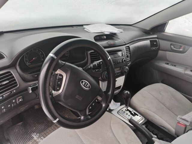 Серый Киа Маджентис, объемом двигателя 2 л и пробегом 163 тыс. км за 1500 $, фото 1 на Automoto.ua