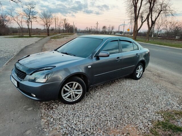 Серый Киа Маджентис, объемом двигателя 2 л и пробегом 430 тыс. км за 4500 $, фото 1 на Automoto.ua