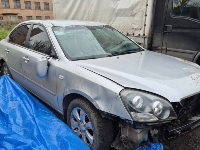 Серый Киа Маджентис, объемом двигателя 2 л и пробегом 180 тыс. км за 2200 $, фото 1 на Automoto.ua