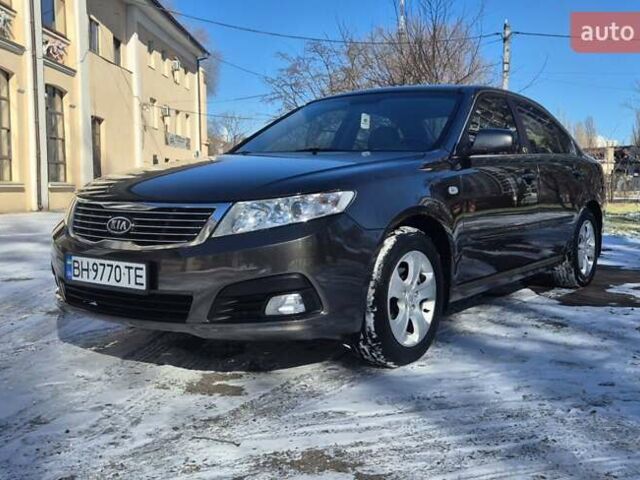 Сірий Кіа Маджентіс, об'ємом двигуна 2 л та пробігом 177 тис. км за 7500 $, фото 1 на Automoto.ua