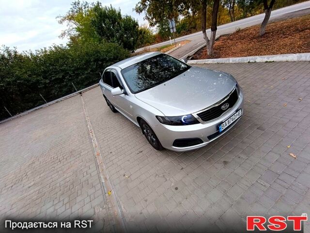 Сірий Кіа Маджентіс, об'ємом двигуна 2 л та пробігом 196 тис. км за 6500 $, фото 1 на Automoto.ua