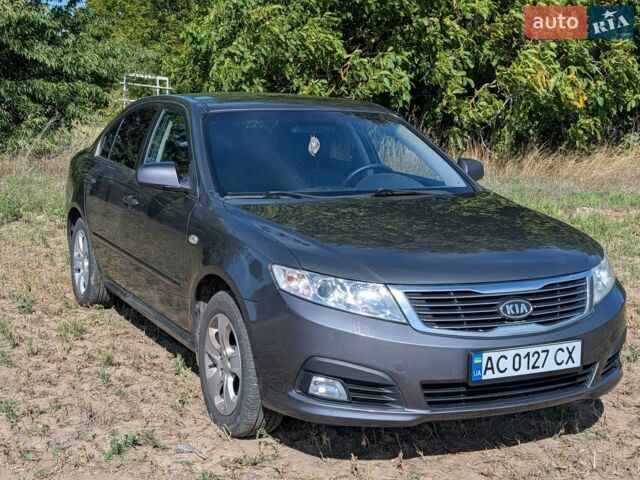 Сірий Кіа Маджентіс, об'ємом двигуна 2 л та пробігом 286 тис. км за 7400 $, фото 1 на Automoto.ua