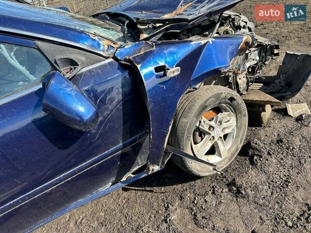 Синій Кіа Маджентіс, об'ємом двигуна 1.99 л та пробігом 260 тис. км за 2500 $, фото 1 на Automoto.ua
