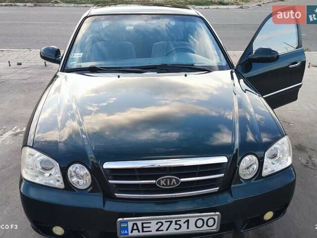 Зелений Кіа Маджентіс, об'ємом двигуна 2 л та пробігом 260 тис. км за 3950 $, фото 1 на Automoto.ua