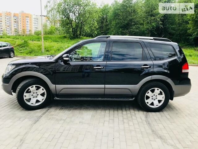 Черный Киа Мохаве, объемом двигателя 0 л и пробегом 121 тыс. км за 11600 $, фото 1 на Automoto.ua