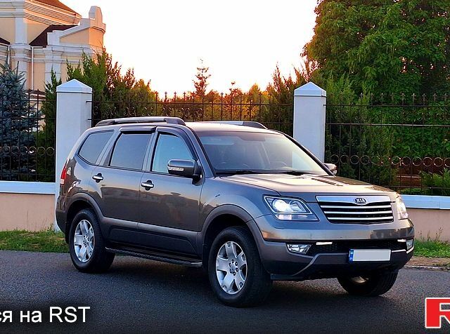 Киа Мохаве, объемом двигателя 3 л и пробегом 189 тыс. км за 13800 $, фото 1 на Automoto.ua