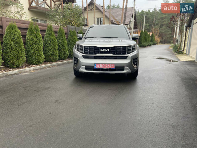 Серый Киа Мохаве, объемом двигателя 3 л и пробегом 66 тыс. км за 47300 $, фото 1 на Automoto.ua