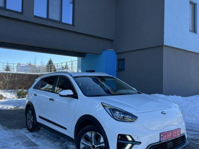 Білий Кіа Niro, об'ємом двигуна 0 л та пробігом 160 тис. км за 16011 $, фото 1 на Automoto.ua