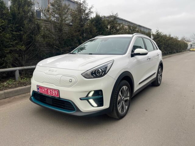 Білий Кіа Niro, об'ємом двигуна 0 л та пробігом 87 тис. км за 20300 $, фото 1 на Automoto.ua