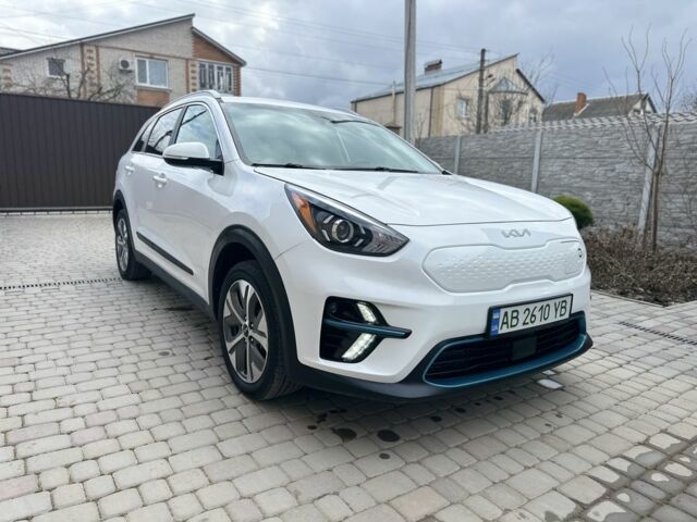 Белый Киа Niro, объемом двигателя 0 л и пробегом 50 тыс. км за 17900 $, фото 1 на Automoto.ua
