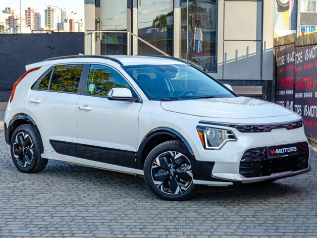 Білий Кіа Niro, об'ємом двигуна 0 л та пробігом 95 тис. км за 21500 $, фото 1 на Automoto.ua