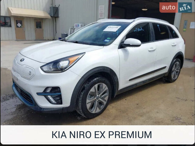 Білий Кіа Niro, об'ємом двигуна 0 л та пробігом 112 тис. км за 14300 $, фото 1 на Automoto.ua