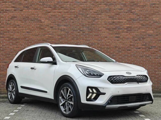 Киа Niro 2020 в Житомире на Automoto.ua Белый Киа Niro, объемом двигателя 1.6 л и пробегом 44 тыс. км за 18400 $, фото 1 на Automoto.ua