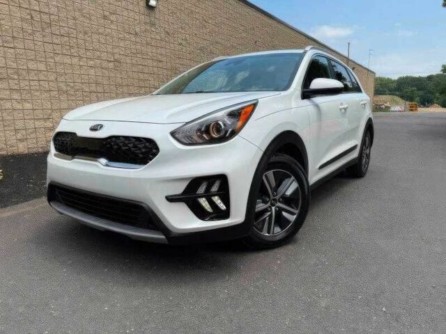 Белый Киа Niro, объемом двигателя 1.6 л и пробегом 55 тыс. км за 13800 $, фото 1 на Automoto.ua