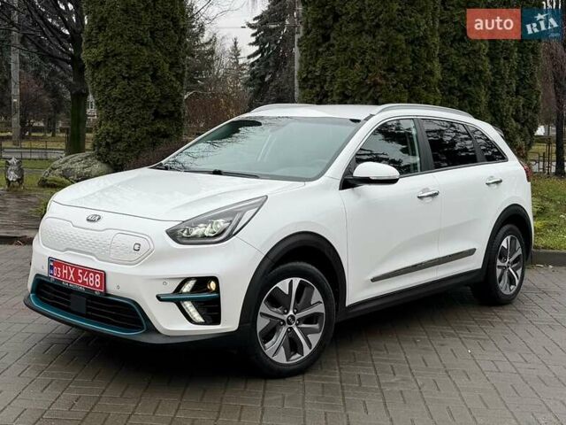 Білий Кіа Niro, об'ємом двигуна 0 л та пробігом 137 тис. км за 18499 $, фото 1 на Automoto.ua