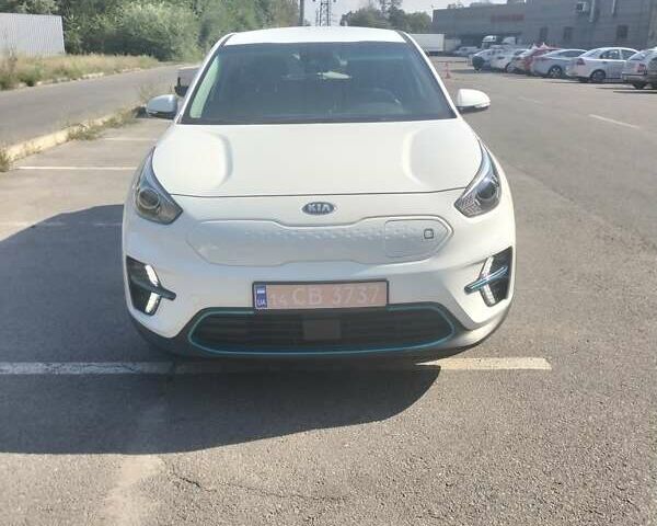 Белый Киа Niro, объемом двигателя 0 л и пробегом 24 тыс. км за 19999 $, фото 1 на Automoto.ua