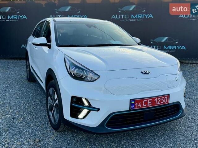 Белый Киа Niro, объемом двигателя 0 л и пробегом 63 тыс. км за 16200 $, фото 1 на Automoto.ua