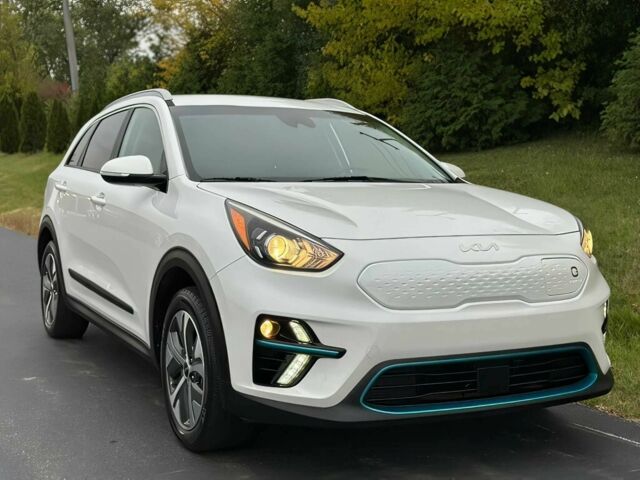 Белый Киа Niro, объемом двигателя 0 л и пробегом 10 тыс. км за 12500 $, фото 1 на Automoto.ua