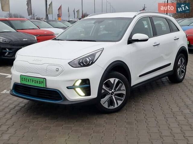 Білий Кіа Niro, об'ємом двигуна 0 л та пробігом 107 тис. км за 20600 $, фото 1 на Automoto.ua