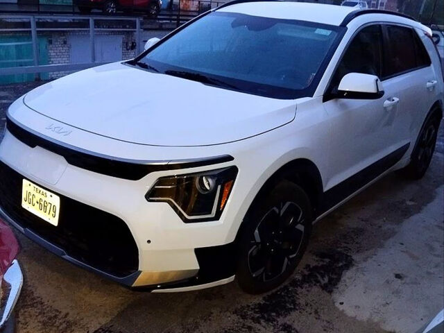 Белый Киа Niro, объемом двигателя 0.15 л и пробегом 58 тыс. км за 23500 $, фото 1 на Automoto.ua