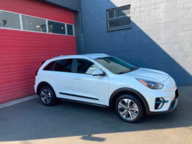 Белый Киа Niro, объемом двигателя 0 л и пробегом 35 тыс. км за 14500 $, фото 1 на Automoto.ua