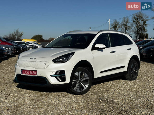 Білий Кіа Niro, об'ємом двигуна 0 л та пробігом 44 тис. км за 23900 $, фото 1 на Automoto.ua