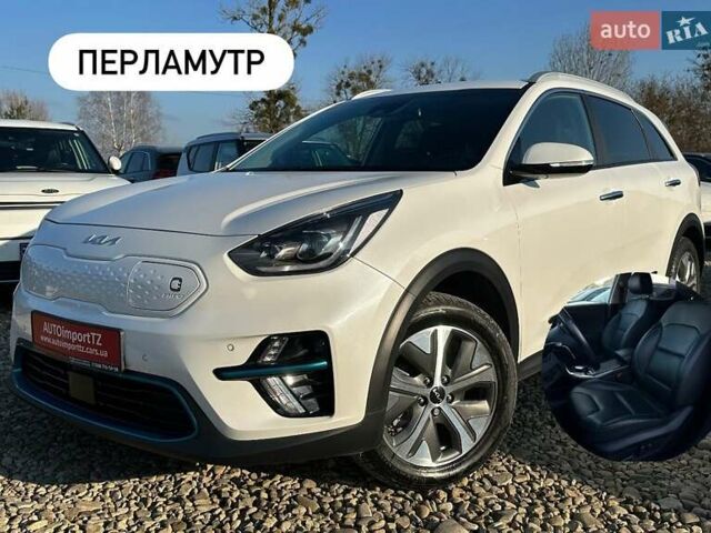 Білий Кіа Niro, об'ємом двигуна 0 л та пробігом 59 тис. км за 24900 $, фото 1 на Automoto.ua