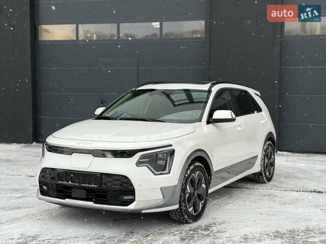 Белый Киа Niro, объемом двигателя 0 л и пробегом 8 тыс. км за 26800 $, фото 1 на Automoto.ua