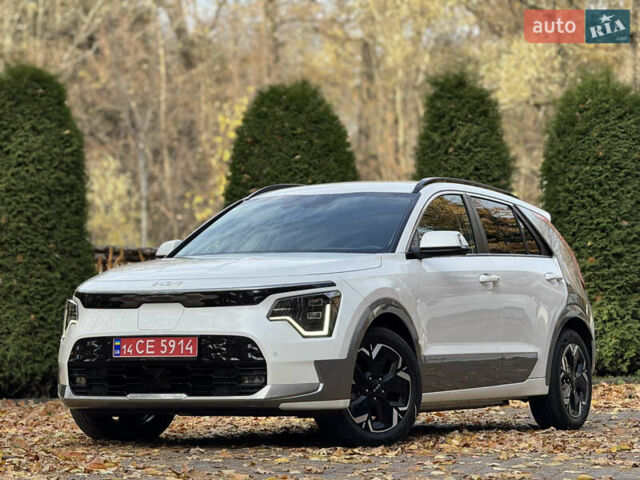 Білий Кіа Niro, об'ємом двигуна 0 л та пробігом 85 тис. км за 26899 $, фото 1 на Automoto.ua