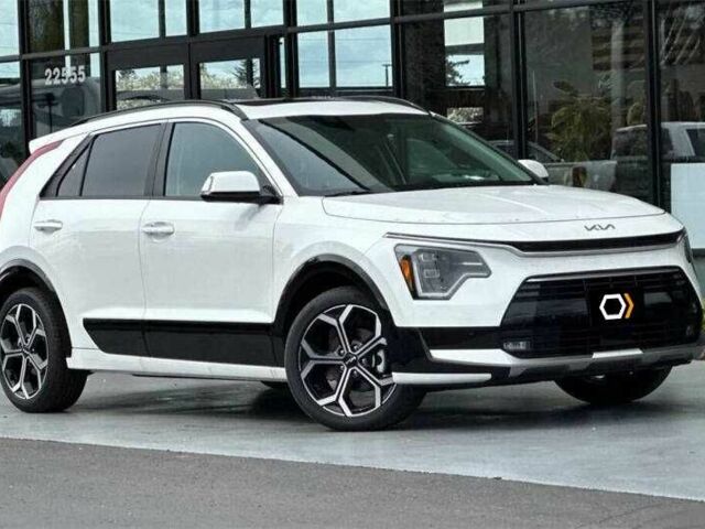 Белый Киа Niro, объемом двигателя 1.6 л и пробегом 6 тыс. км за 8800 $, фото 1 на Automoto.ua