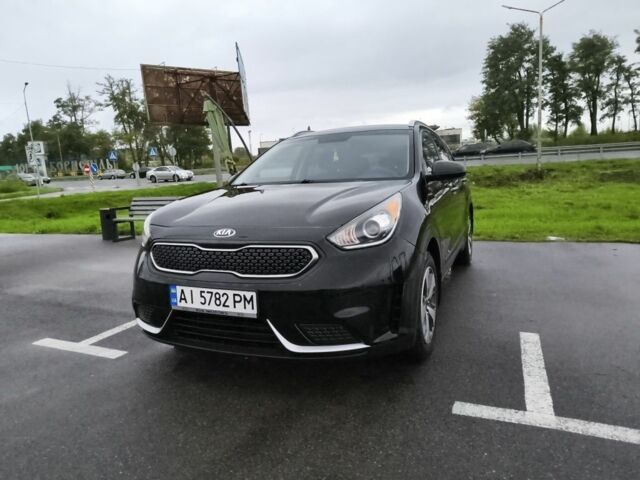Чорний Кіа Niro, об'ємом двигуна 1.6 л та пробігом 93 тис. км за 391 $, фото 1 на Automoto.ua