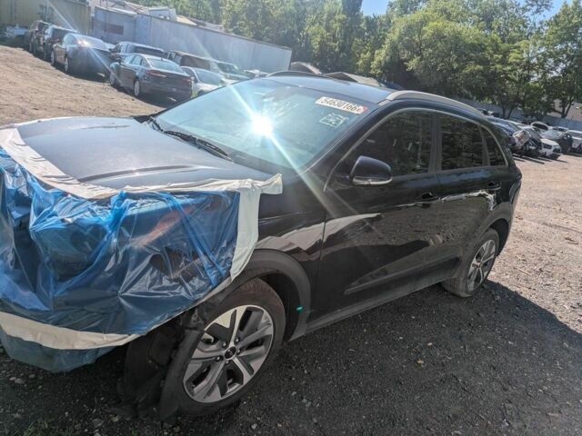 Черный Киа Niro, объемом двигателя 0 л и пробегом 80 тыс. км за 11250 $, фото 1 на Automoto.ua