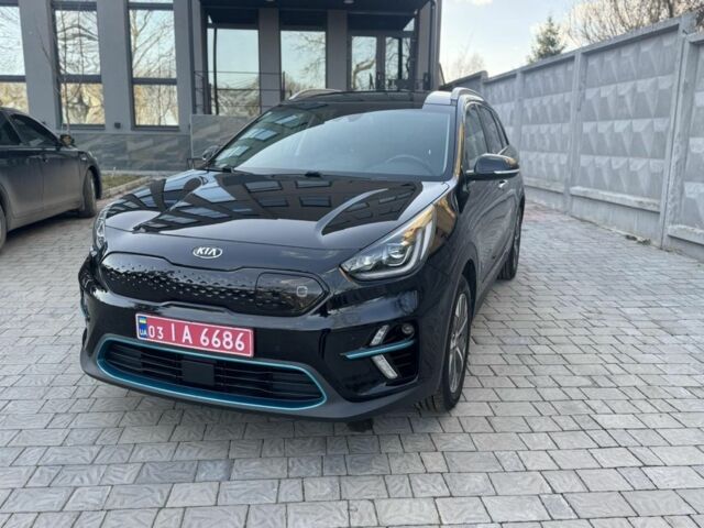 Черный Киа Niro, объемом двигателя 0 л и пробегом 133 тыс. км за 18600 $, фото 1 на Automoto.ua