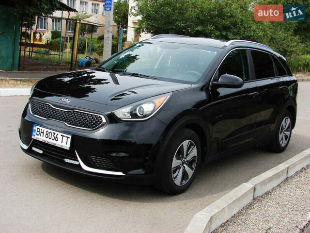 Черный Киа Niro, объемом двигателя 1.6 л и пробегом 136 тыс. км за 16500 $, фото 1 на Automoto.ua