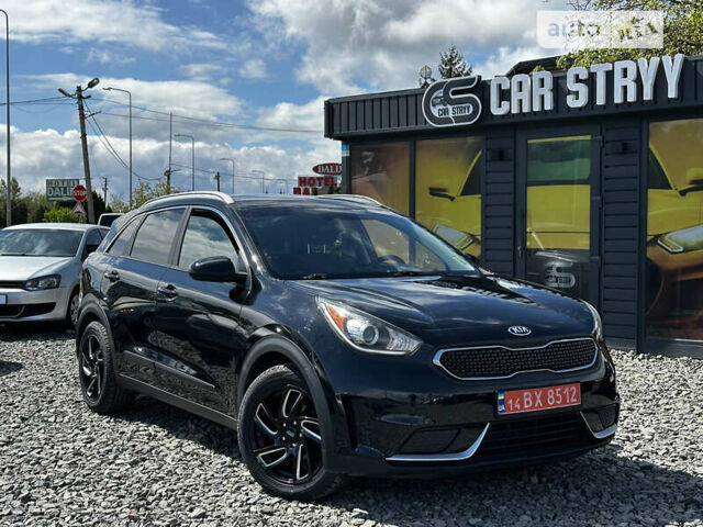 Чорний Кіа Niro, об'ємом двигуна 1.58 л та пробігом 194 тис. км за 14650 $, фото 1 на Automoto.ua