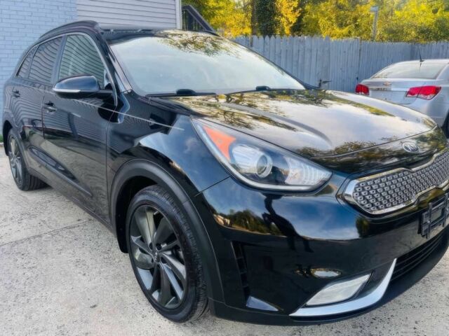 Черный Киа Niro, объемом двигателя 1.6 л и пробегом 62 тыс. км за 3750 $, фото 1 на Automoto.ua