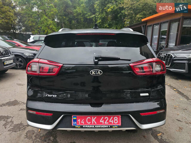 Черный Киа Niro, объемом двигателя 1.6 л и пробегом 132 тыс. км за 13500 $, фото 1 на Automoto.ua