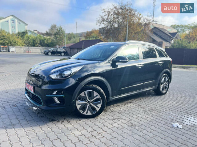 Киа Niro 2019 в Львове на Automoto.ua Черный Киа Niro, объемом двигателя 0 л и пробегом 58 тыс. км за 17000 $, фото 1 на Automoto.ua