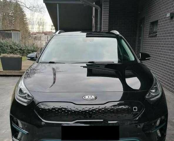 Киа Niro 2019 в Киеве на Automoto.ua Черный Киа Niro, объемом двигателя 0 л и пробегом 120 тыс. км за 11500 $, фото 1 на Automoto.ua