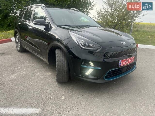Черный Киа Niro, объемом двигателя 0 л и пробегом 112 тыс. км за 18700 $, фото 1 на Automoto.ua