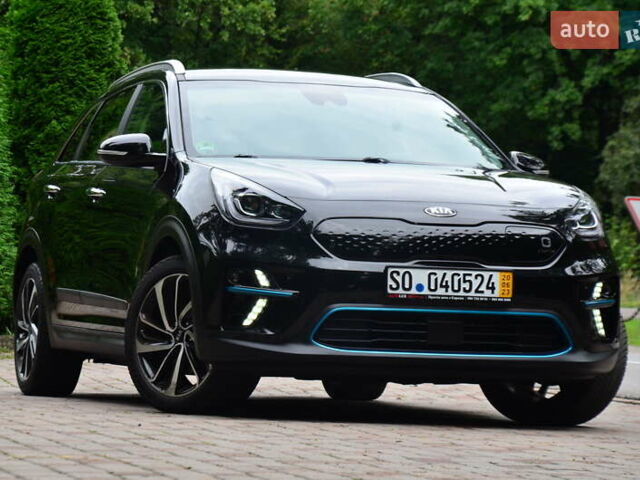 Черный Киа Niro, объемом двигателя 0 л и пробегом 82 тыс. км за 19550 $, фото 1 на Automoto.ua