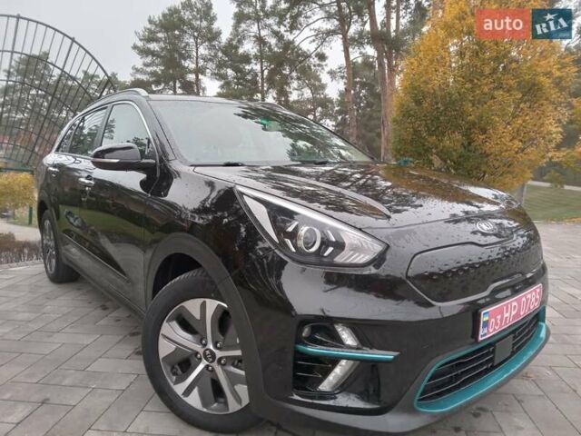 Черный Киа Niro, объемом двигателя 0 л и пробегом 92 тыс. км за 19945 $, фото 1 на Automoto.ua