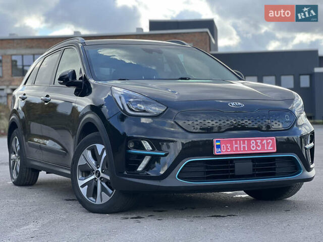 Киа Niro 2020 в Ровно на Automoto.ua Черный Киа Niro, объемом двигателя 0 л и пробегом 143 тыс. км за 18499 $, фото 1 на Automoto.ua