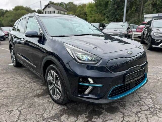Черный Киа Niro, объемом двигателя 0 л и пробегом 46 тыс. км за 13500 $, фото 1 на Automoto.ua