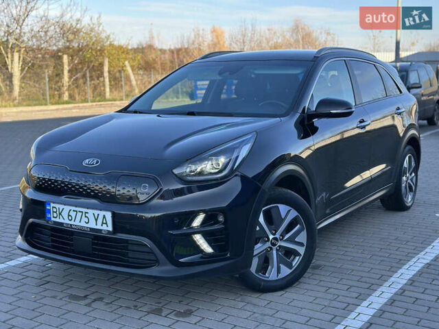Чорний Кіа Niro, об'ємом двигуна 0 л та пробігом 144 тис. км за 19500 $, фото 1 на Automoto.ua